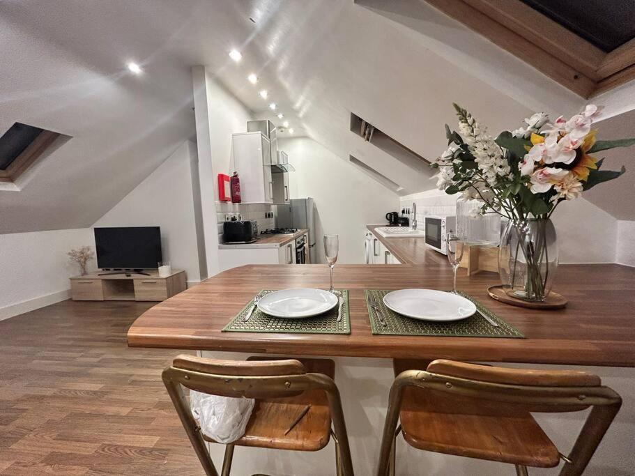 Peaceful 2-Bedroom Haven Peterborough Esterno foto